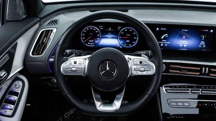 2021 Mercedes Benz EQC 400 4Matic | GCC – Warranty – Service Contract – Excellent Condition | Electric