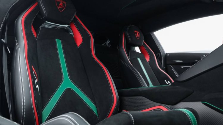 2019 Lamborghini Aventador SVJ Coupe | GCC – Service Contract – Extremely Low Mileage | 6.5L V12