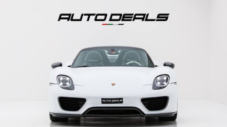 2015 Porsche 918 Spyder Weissach No. 99 of 918 | GCC – Low Mileage | 4.6L V8 + 2E Engines