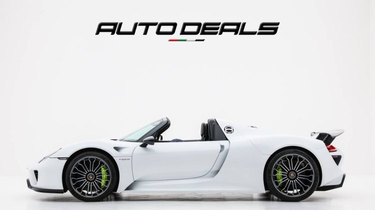 2015 Porsche 918 Spyder Weissach No. 99 of 918 | GCC – Low Mileage | 4.6L V8 + 2E Engines