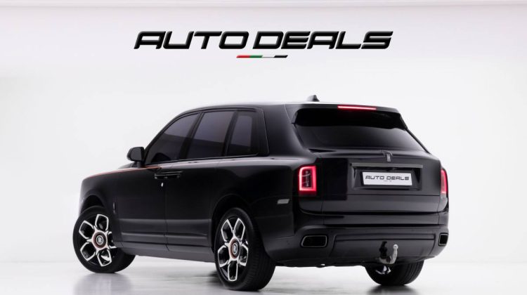 2022 Rolls Royce Cullinan Black Badge | GCC | Warranty | Service Contract | Picnic Seats | Starlight