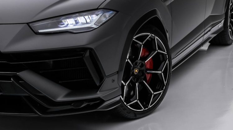 2023 Lamborghini Urus Performante | GCC | Low Mileage | Well Maintained | 4.0L V8