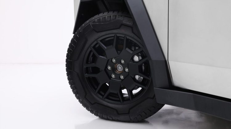 2024 Tesla Cyber beast Foundation Series | Brand new | Full Options | Brushed Steel