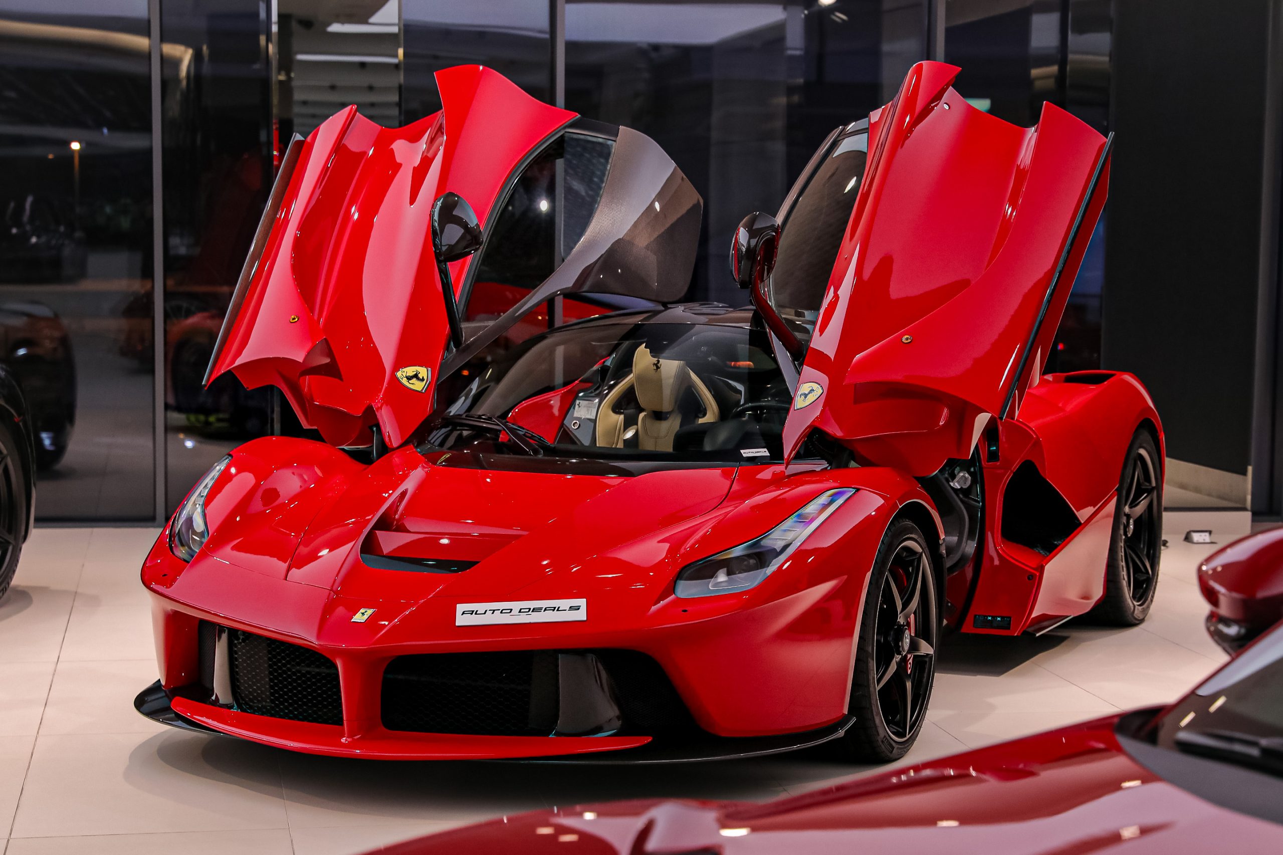 Ferrari LaFerrari: A Masterpiece of Automotive Engineering