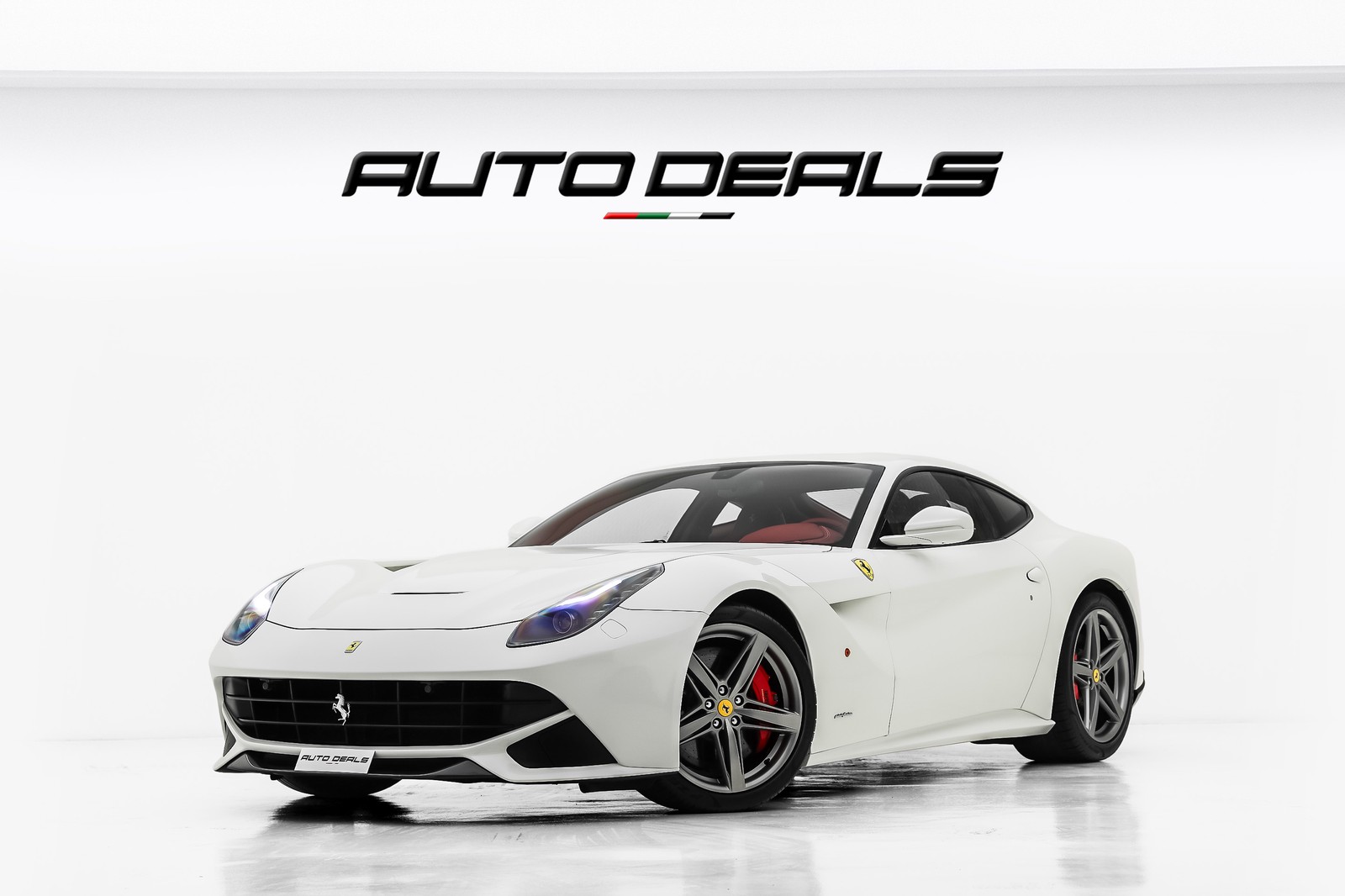 2013 Ferrari F12 Berlinetta | GCC Specs | 6.3L V12